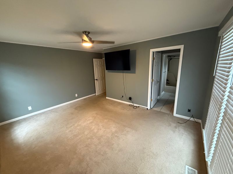 roommates in Clarksville Private Room in 3Bed.2.5Bath - cirtru.com