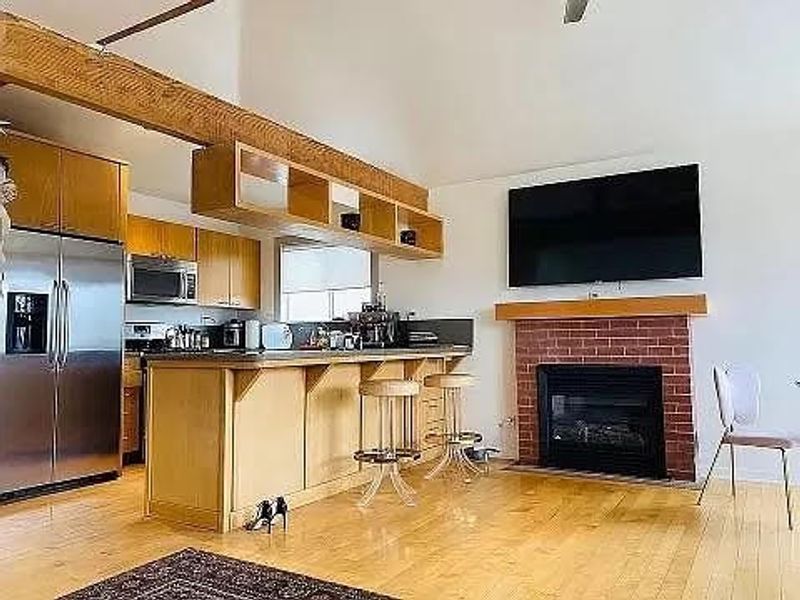 roommates in Santa Monica Entire Place 2Bed.1Bath - cirtru.com