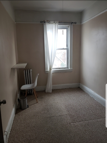 Private Room in 3Bed.1Bath