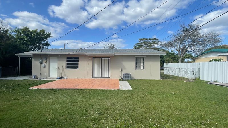 roommates in Miami Shared Room in 3Bed.2Bath - cirtru.com