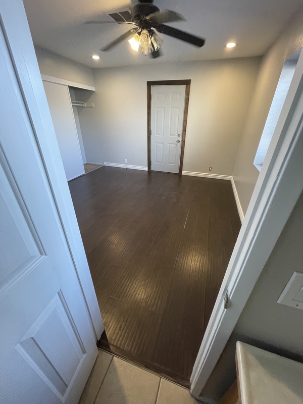 Private Room in 1Bed.1Bath