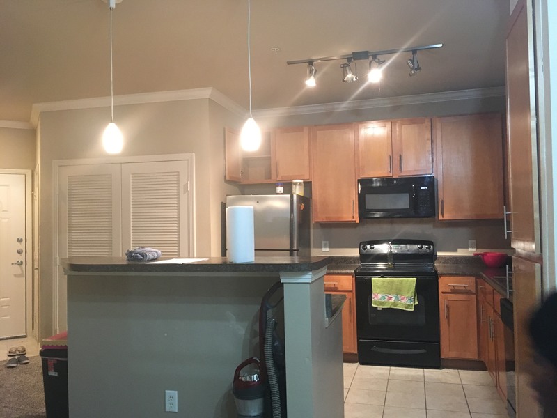 Private Room in 1Bed.1Bath