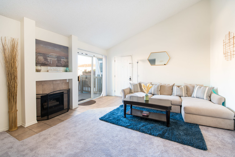 roommates in Huntington Beach Staycation + Workspace 5min Beach - cirtru.com