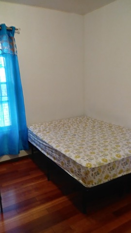 1 room in 3 Br