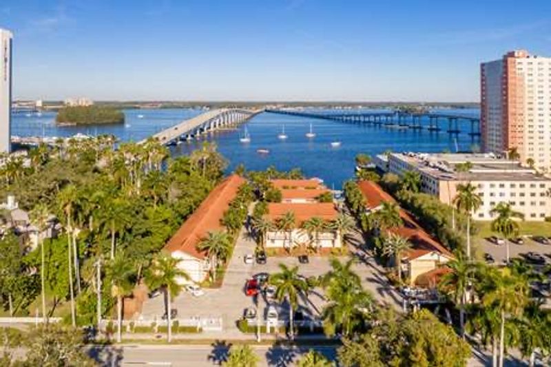 roommates in Fort Myers Entire Place 2Bed.1Bath - cirtru.com