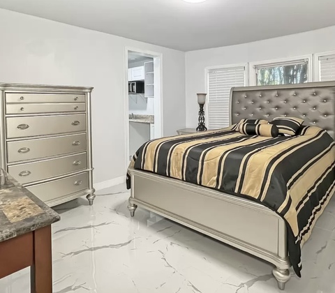 Private Room in 2Bed.2Bath