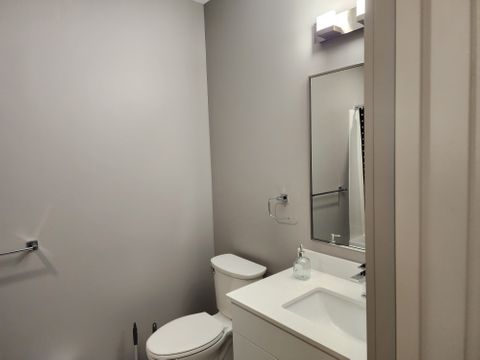 roommates in Brighton Private Room in 2Bed.1.5Bath - cirtru.com