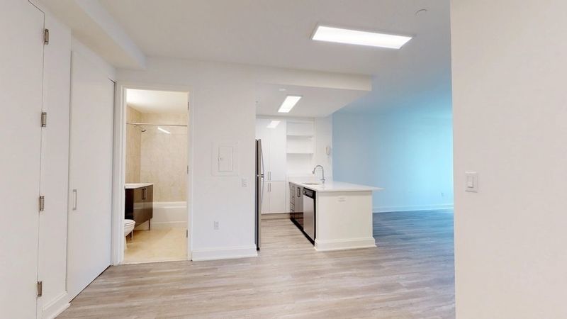 Private Room in 3Bed.1Bath