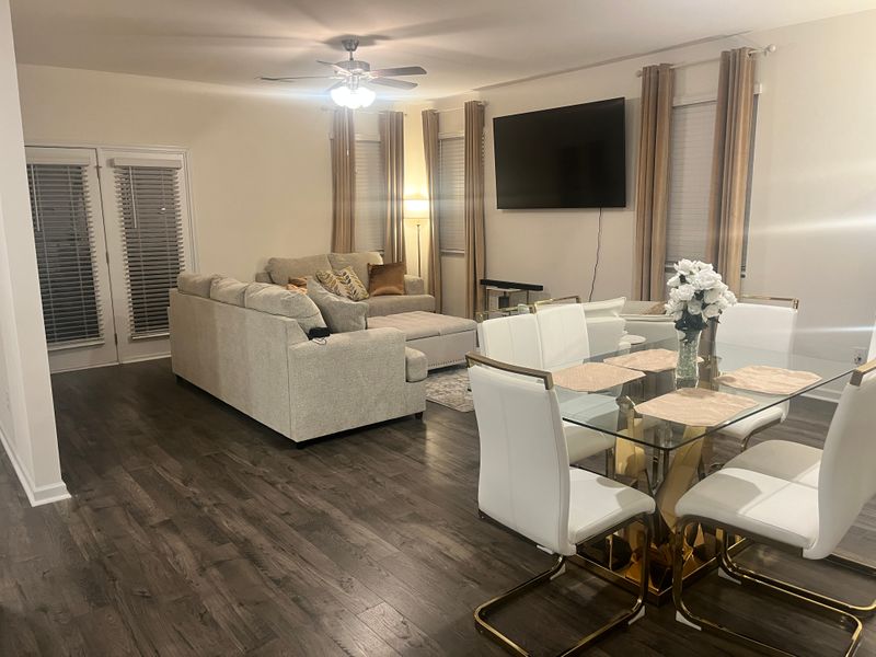 roommates in Hampton Private Room in 2Bed.2Bath - cirtru.com