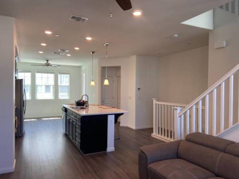 Private Room (MBR) in 3Bed.3Bath