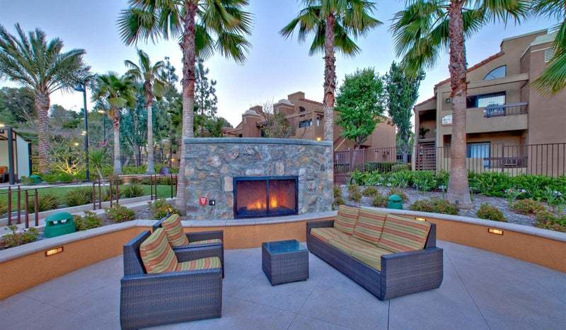 roommates in Calabasas Private Room in 2Bed.1Bath - cirtru.com
