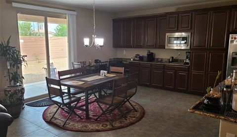 roommates in Las Vegas Private Room in 6Bed.4Bath - cirtru.com