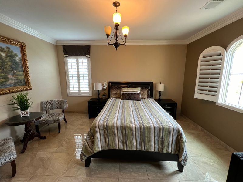 roommates in Chula Vista Private Room in 5Bed.5Bath - cirtru.com