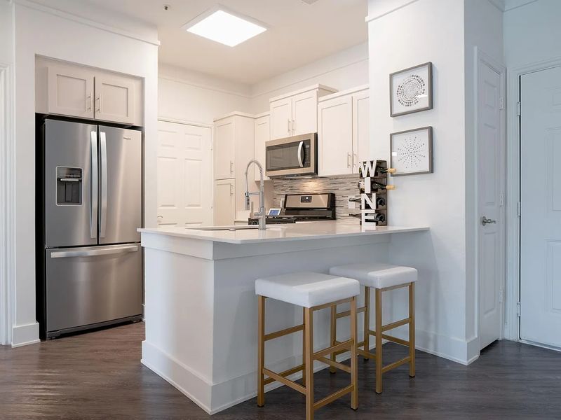 roommates in Sandy Springs Private Room in 2Bed.2Bath - cirtru.com