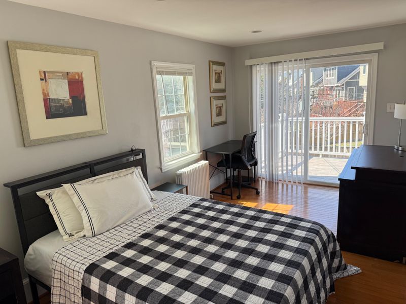 roommates in Undisclosed, Washington, DC 20011 Live in Sixteenth Street Heights (id. 31741) - cirtru.com