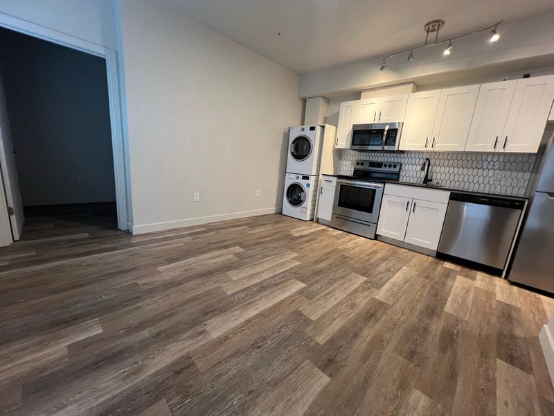 roommates in Seattle Entire Place 1Bed.1Bath - cirtru.com