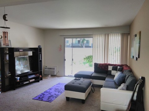 roommates in Walnut Creek Looking for 1-2 room mates @ Walnut - cirtru.com
