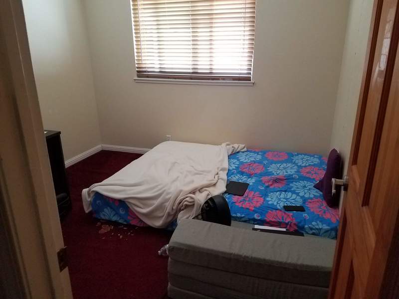 Fully furnished room for single man