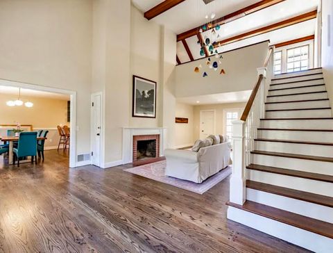 Private Room in 3Bed.2.5Bath