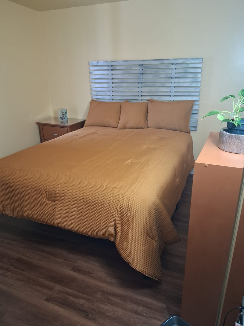 Room1Bed.1Bath