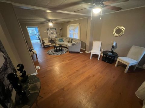 Entire Place 2Bed.1Bath