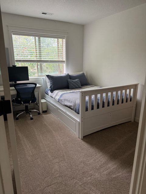 Room3Bed.2.5Bath