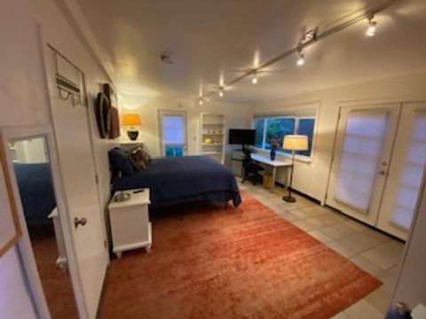 roommates in Santa Cruz Room3Bed.1.5Bath - cirtru.com