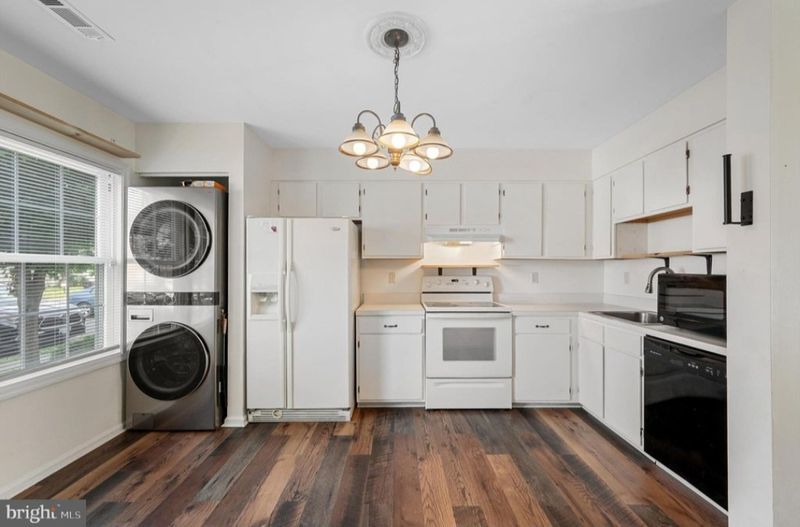 roommates in Winchester Private Room in 2Bed.2.5Bath - cirtru.com