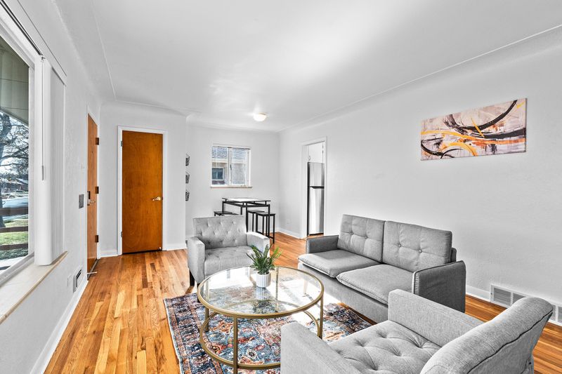 roommates in Undisclosed, Denver, CO 80219 SUPERHOST! Great location! Walk to store, restaurants, and bus. Newly remodeled with furnished bedrooms and utilities included! (id. 10645) - cirtru.com