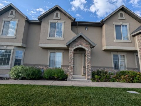 Private Room in 3Bed.3Bath