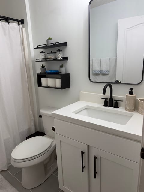 roommates in Jacksonville Private Room in 4Bed.2Bath - cirtru.com