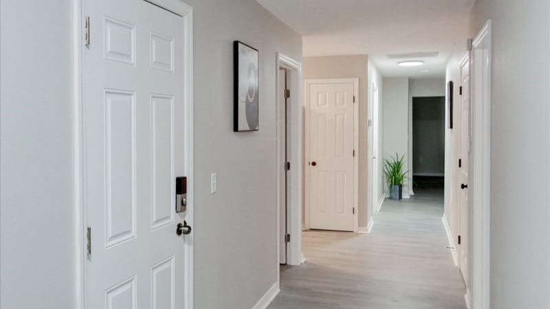 roommates in Undisclosed, Sarasota, FL 34234 Modern Sarasota Living – Renovated Newton Home, Minutes from Downtown (id. 18755) - cirtru.com