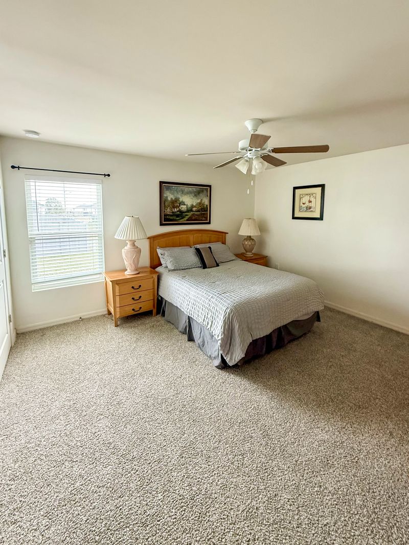 roommates in Undisclosed, Cape Coral, FL 33909 NE Cape Coral close to Cape Coral Hospital and the VA Hospital (id. 13785) - cirtru.com