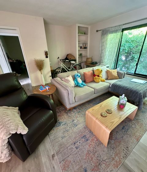 roommates in Los Angeles Private Room in 2Bed.1Bath - cirtru.com