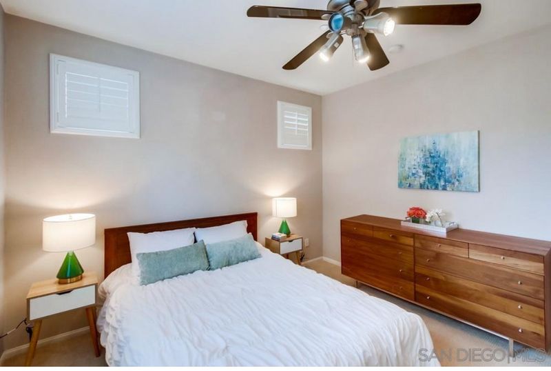 Private Room in 3Bed.2Bath