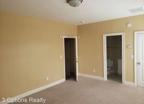 Private Room in 3Bed.3Bath