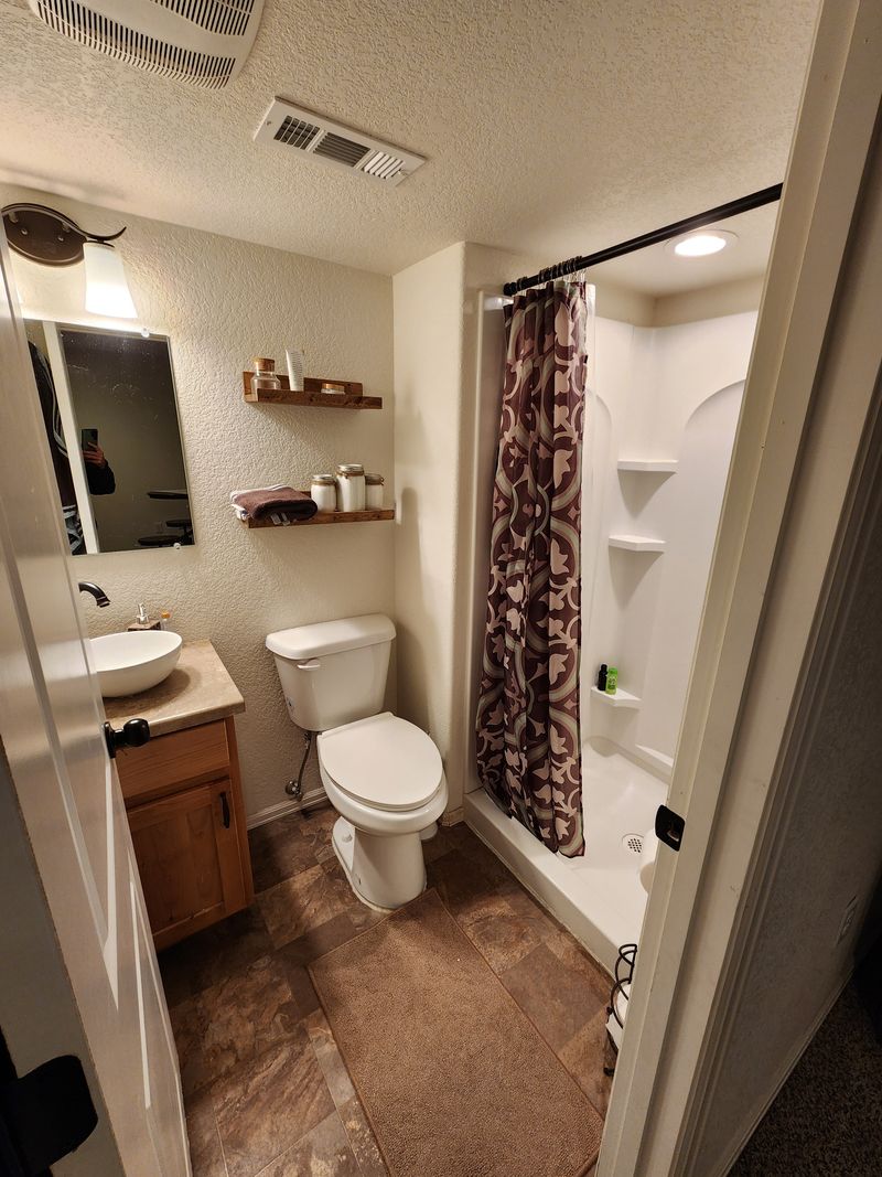roommates in Wellington Private Room in 1Bed.1Bath - cirtru.com