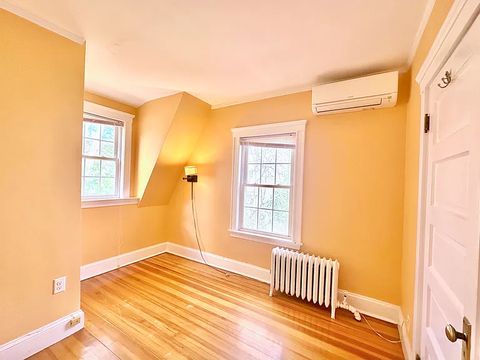 roommates in Jamaica Plain Private Room in 3Bed.1.5Bath - cirtru.com