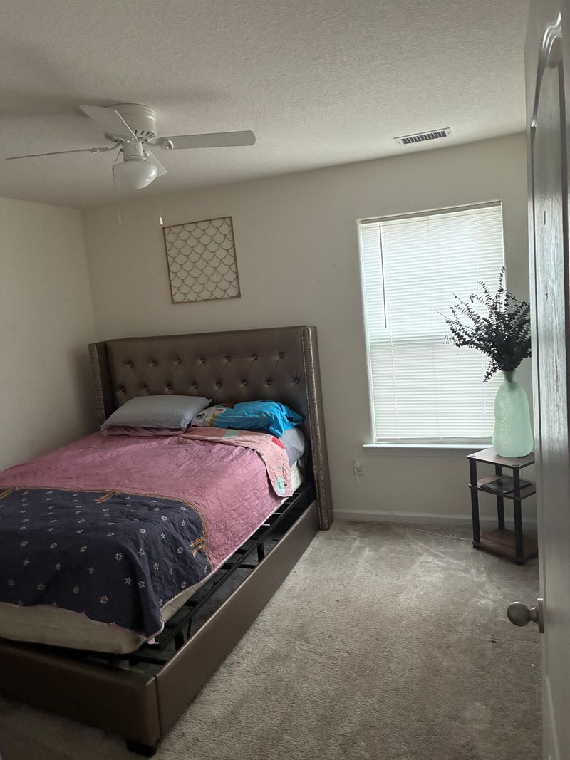 roommates in Suffolk Room4Bed.3Bath - cirtru.com