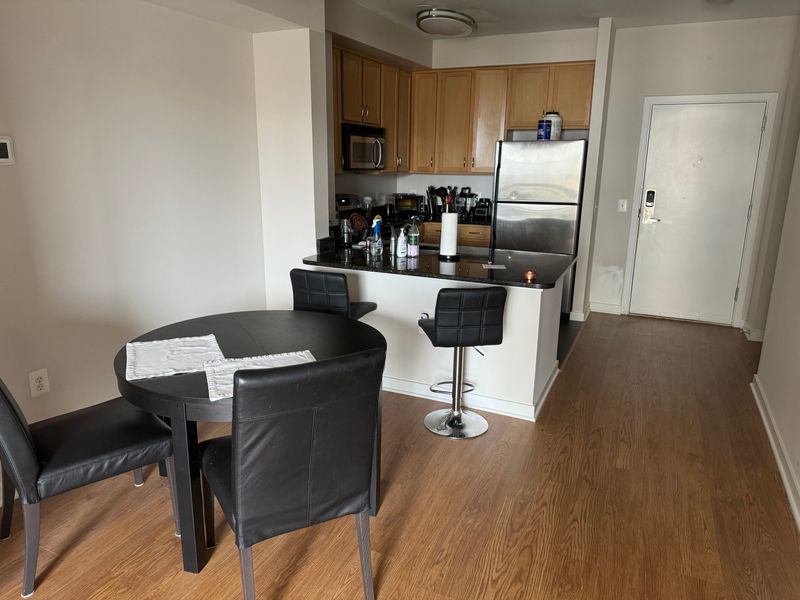 Private Room in 2Bed.2Bath