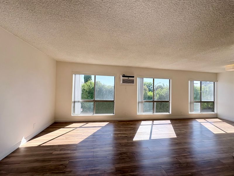 roommates in Los Angeles Entire Place 3Bed.1.5Bath - cirtru.com