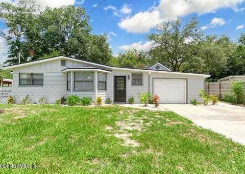 roommates in Undisclosed, Jacksonville, FL 32277 Arlington Hills Home (id. 21967) - cirtru.com