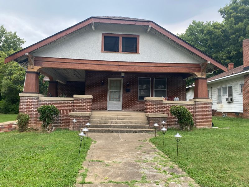 roommates in High Point Private Room in 4Bed.2Bath - cirtru.com