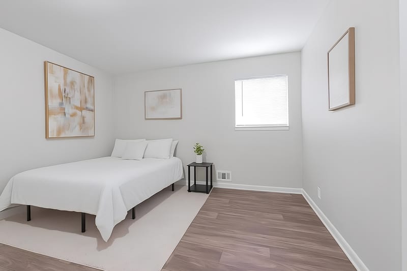 Can't beat this location! Amazing Property! New Ownership! Don't Miss Out #RoomGoals (id. 122)