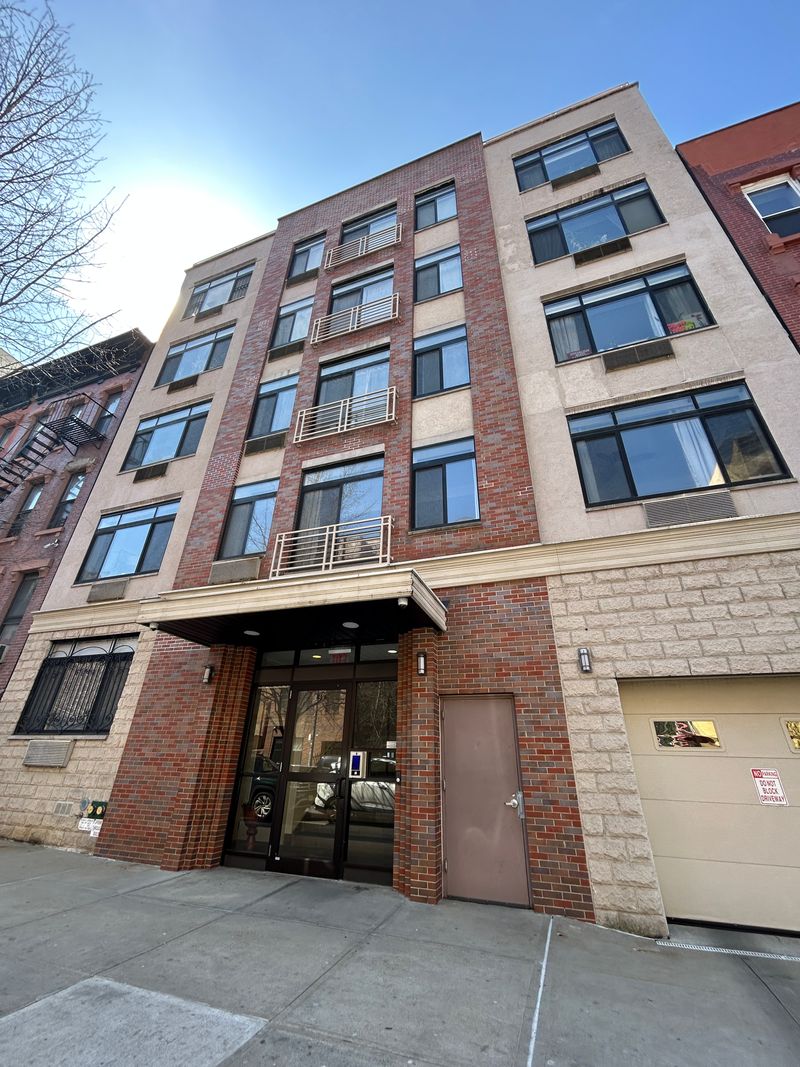 roommates in New York City Entire Place 1Bed.1Bath - cirtru.com