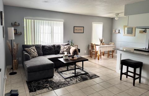 Entire Place 2Bed.1Bath