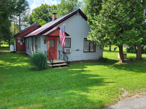 Entire Place 2Bed.1Bath