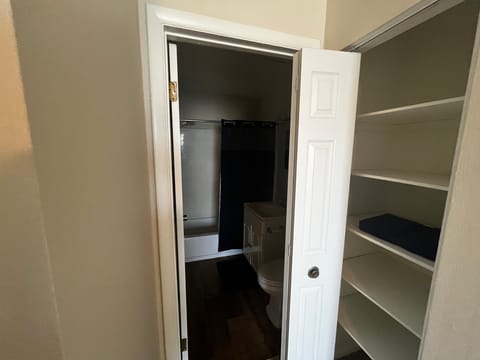 roommates in St. Joseph Private Room in 1Bed.1Bath - cirtru.com