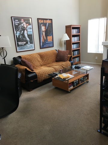roommates in Los Angeles Master Bedroom - 2B/2B Mid-Wilshire - cirtru.com
