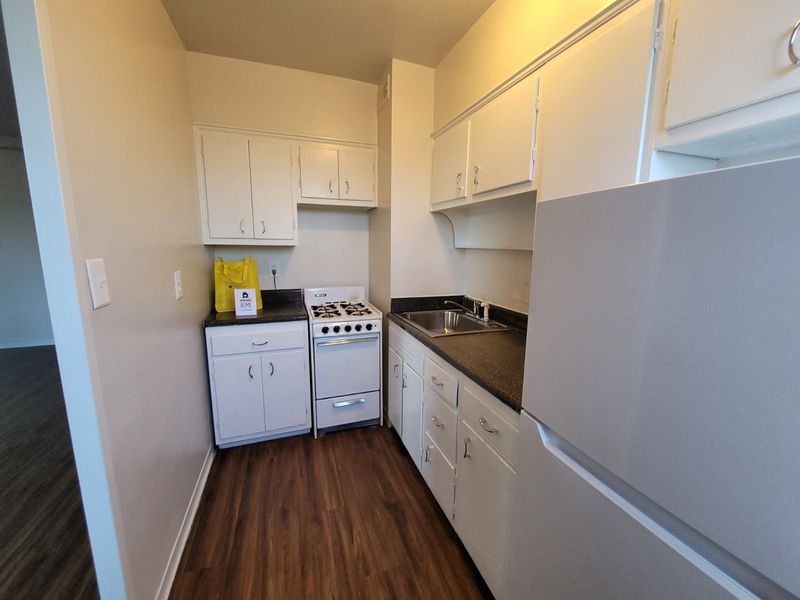 roommates in Baltimore Entire Place 1Bed.1Bath - cirtru.com